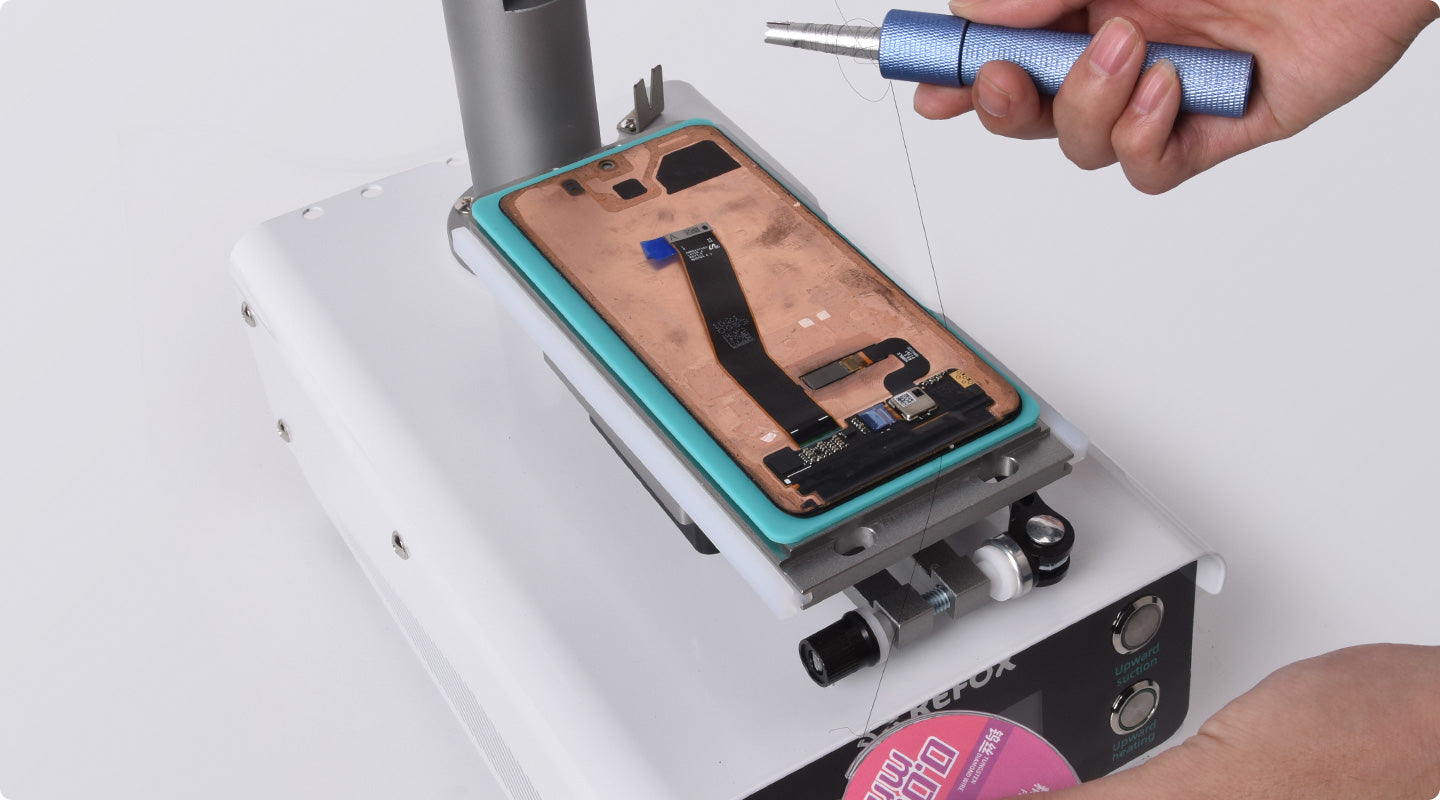 с помощью Refox RF20 удаляется стекло