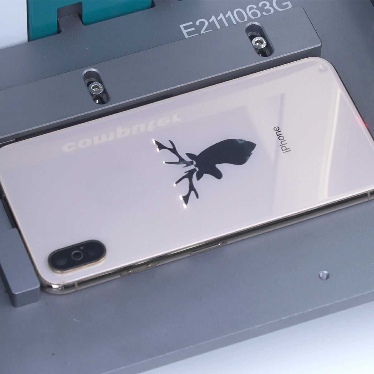 Phone case with deer design on a gray background